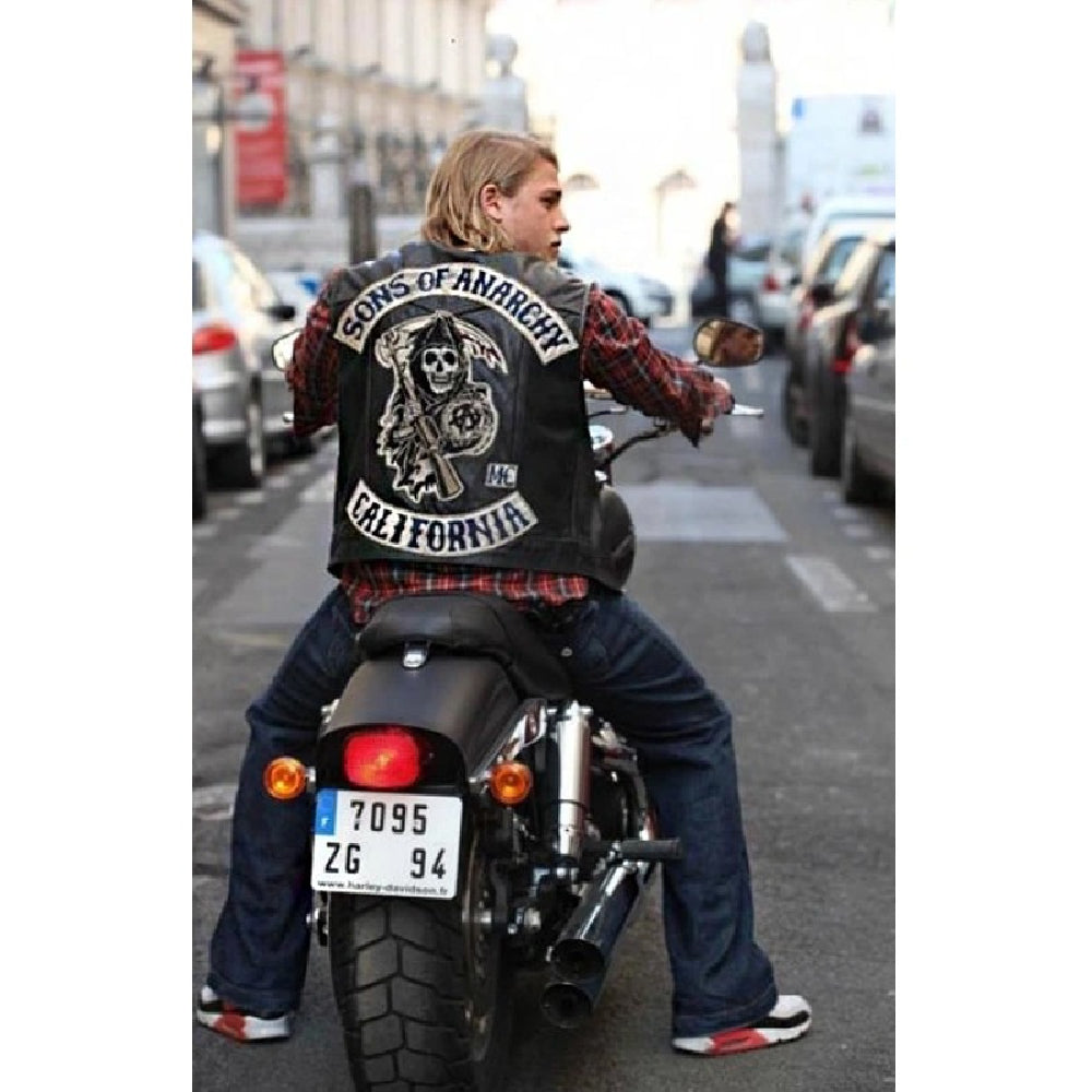 SOA Vest