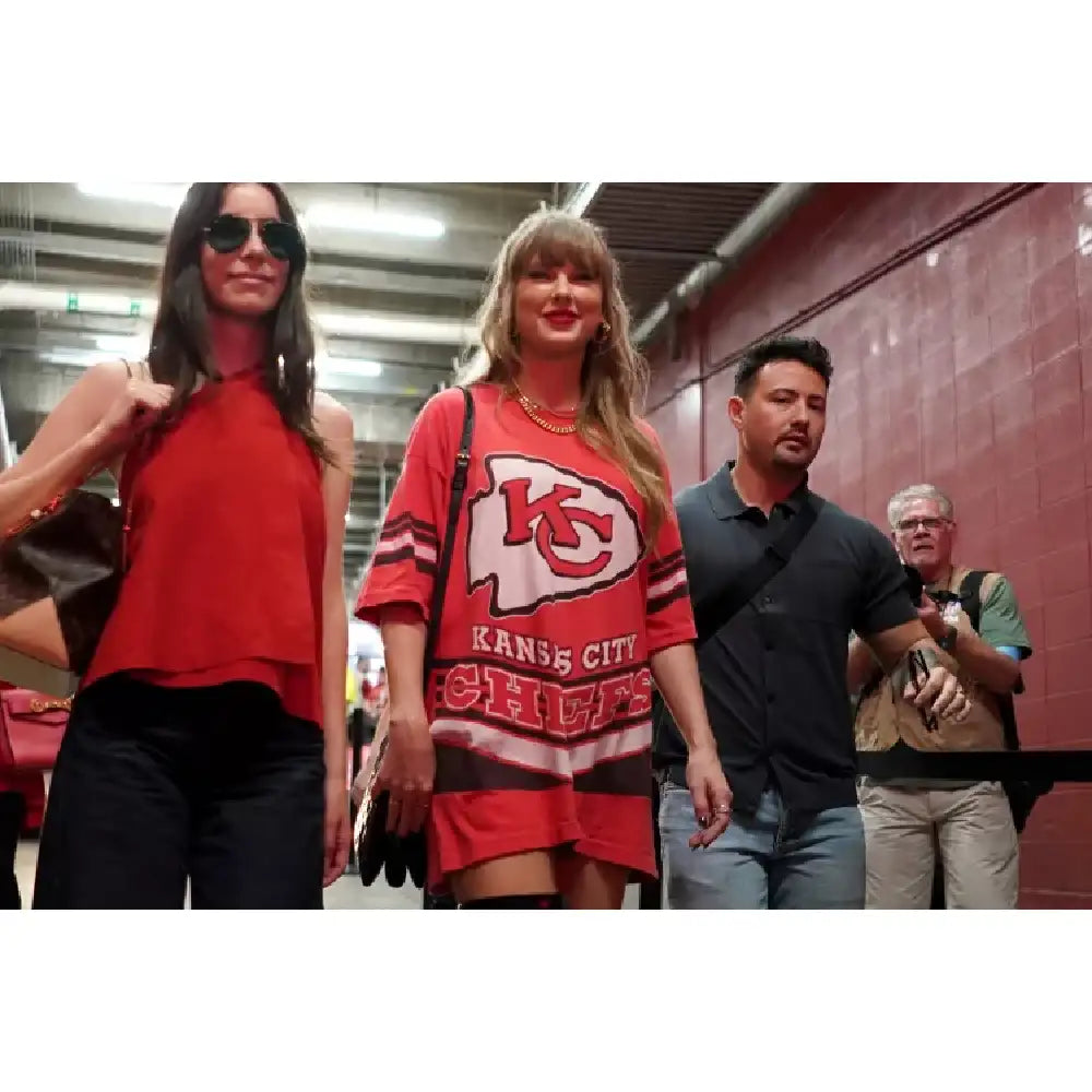 NFL Taylor Swift Red Oversized T-shirt