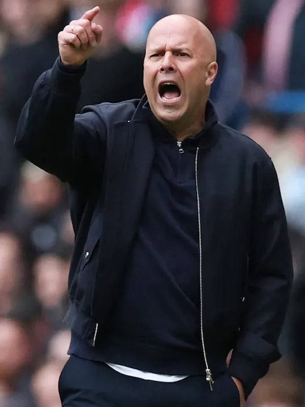 Manager-Arne-Slot-LFC-Blue-Bomber