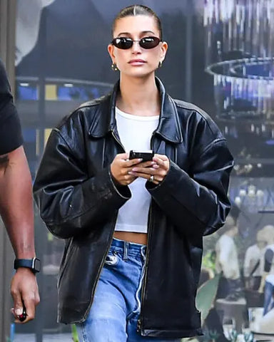 Hailey Bieber Oversized leather jacket