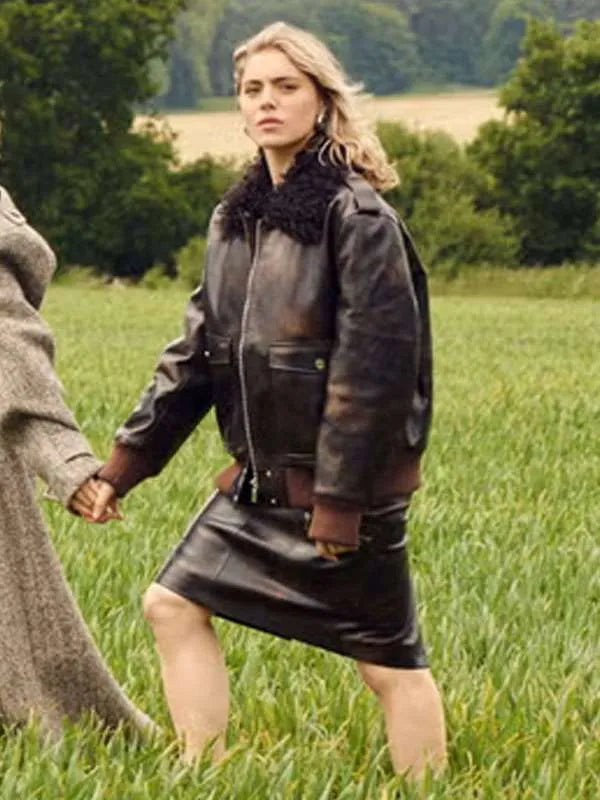 Taggie O’Hara inspired brown jacket with two front pockets